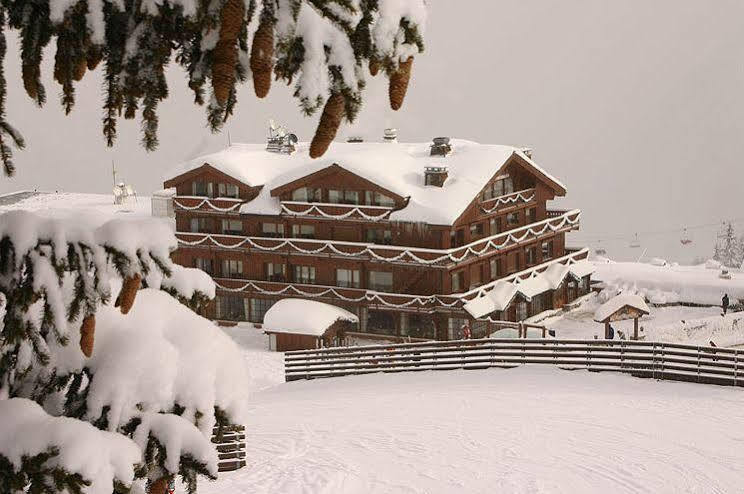 Grand Hotel Au Rond Point Des Pistes Courchevel Exteriér fotografie